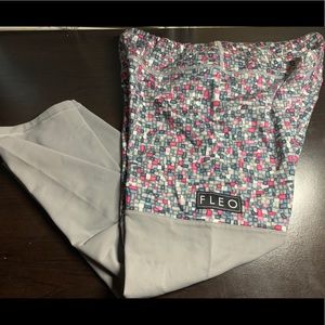 FLEO LEGGINGS / Ankle-Crop / Large / Multi-color